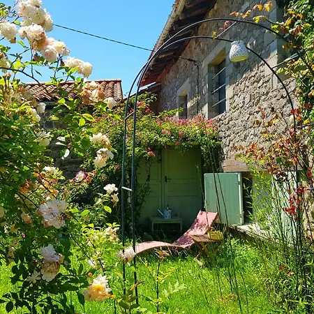 Glamping The Rose Garden With Own Garden - External Shower & Toilet And Kitchen Camping *