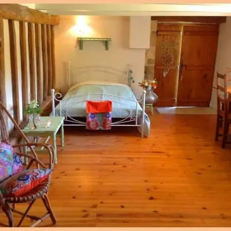 Glamping The Rose Garden With Own Garden - External Shower & Toilet And Kitchen Mazières