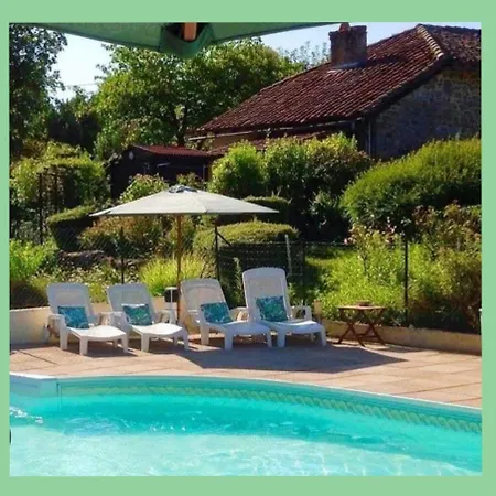 Glamping The Rose Garden With Own Garden - External Shower & Toilet And Kitchen * Mazières